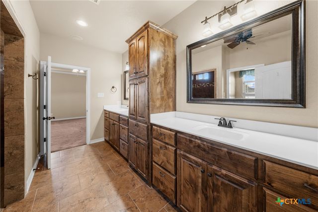 422 Callahan Loop, Temple, TX 76501