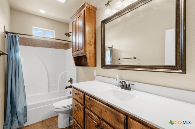 422 Callahan Loop, Temple, TX 76501