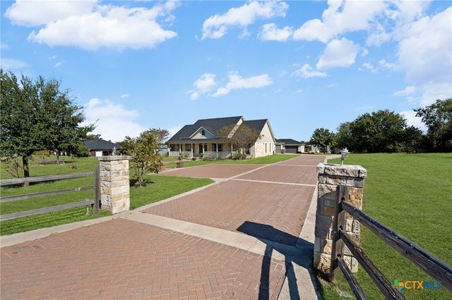 422 Callahan Loop, Temple, TX 76501