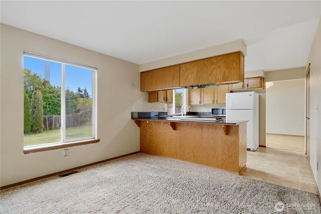 12402 107th Place NE, Kirkland, WA 98034