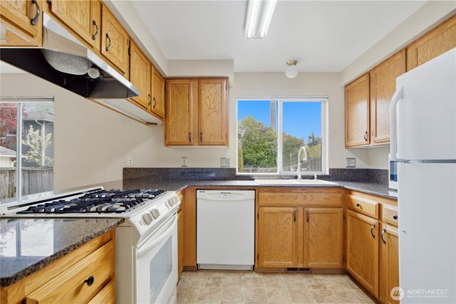 12402 107th Place NE, Kirkland, WA 98034