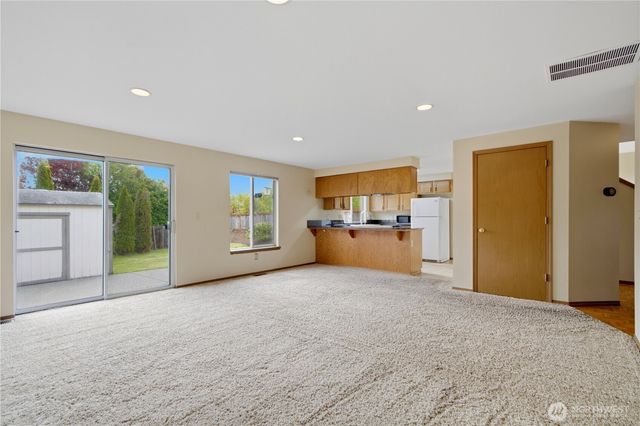 12402 107th Place NE, Kirkland, WA 98034