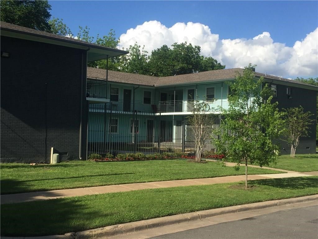 701 Elsbeth Street 101, Dallas, TX 75208
