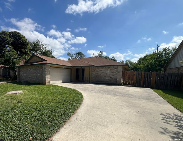 6530 FOREST VLG, San Antonio, TX 78250