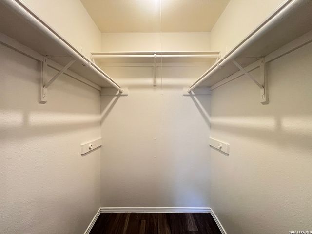 6530 FOREST VLG, San Antonio, TX 78250