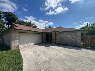 6530 FOREST VLG, San Antonio, TX 78250
