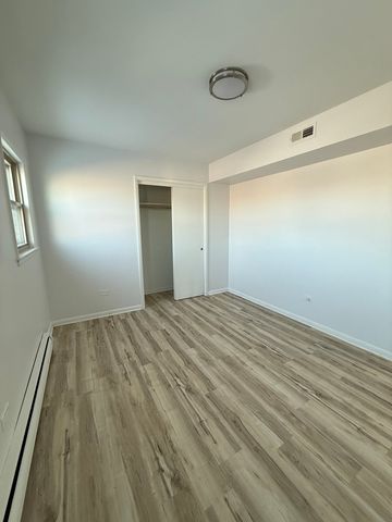 5445 S Kilbourn Avenue 2, Chicago, IL 60632