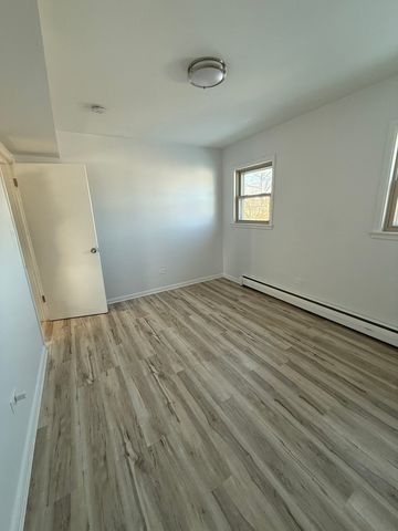 5445 S Kilbourn Avenue 2, Chicago, IL 60632