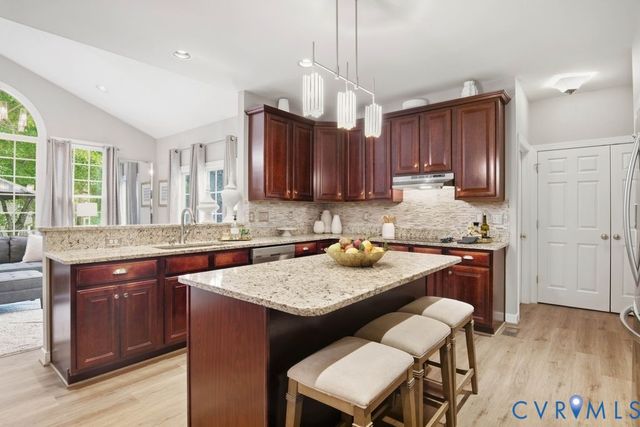 8214 Hampton Bluff Trl, Chesterfield, VA 23832