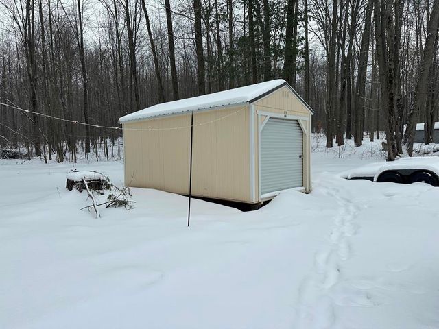 3460 N Harrison Avenue, Harrison, MI 48625