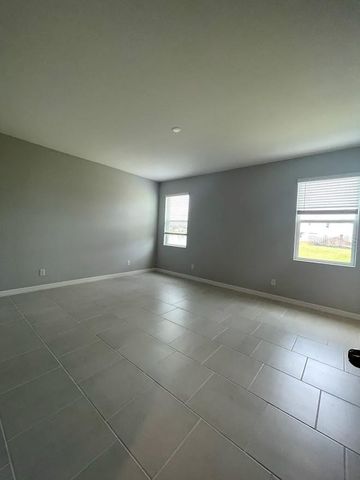 1415 GRASSLAND AVENUE, St Cloud, FL 34771