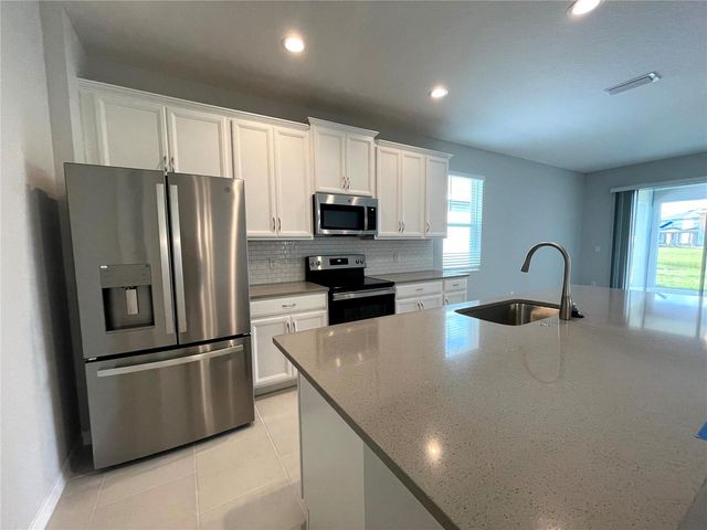 1415 GRASSLAND AVENUE, St Cloud, FL 34771