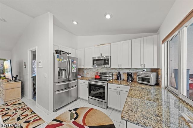 11671 Pine Hammock CIR, Fort Myers, FL 33919