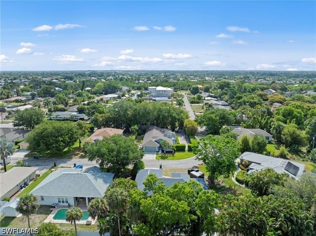 11671 Pine Hammock CIR, Fort Myers, FL 33919