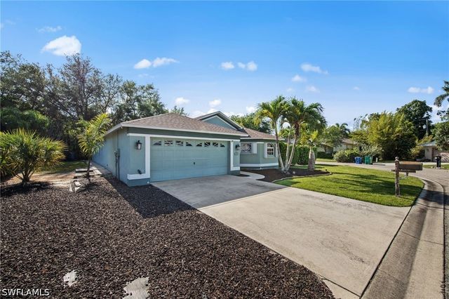 11671 Pine Hammock CIR, Fort Myers, FL 33919