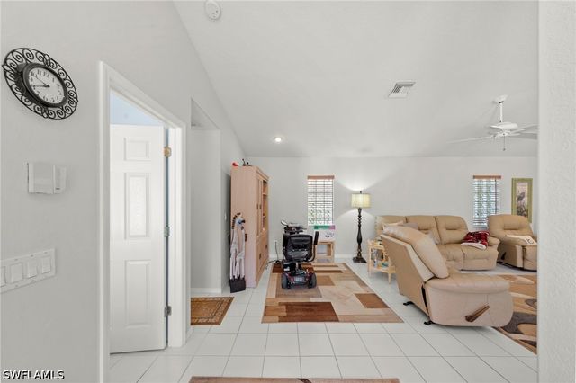 11671 Pine Hammock CIR, Fort Myers, FL 33919
