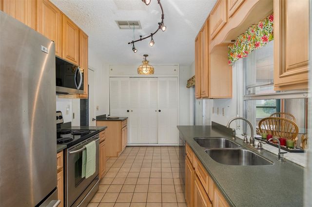 11334 STANSBERRY DRIVE, Port Richey, FL 34668