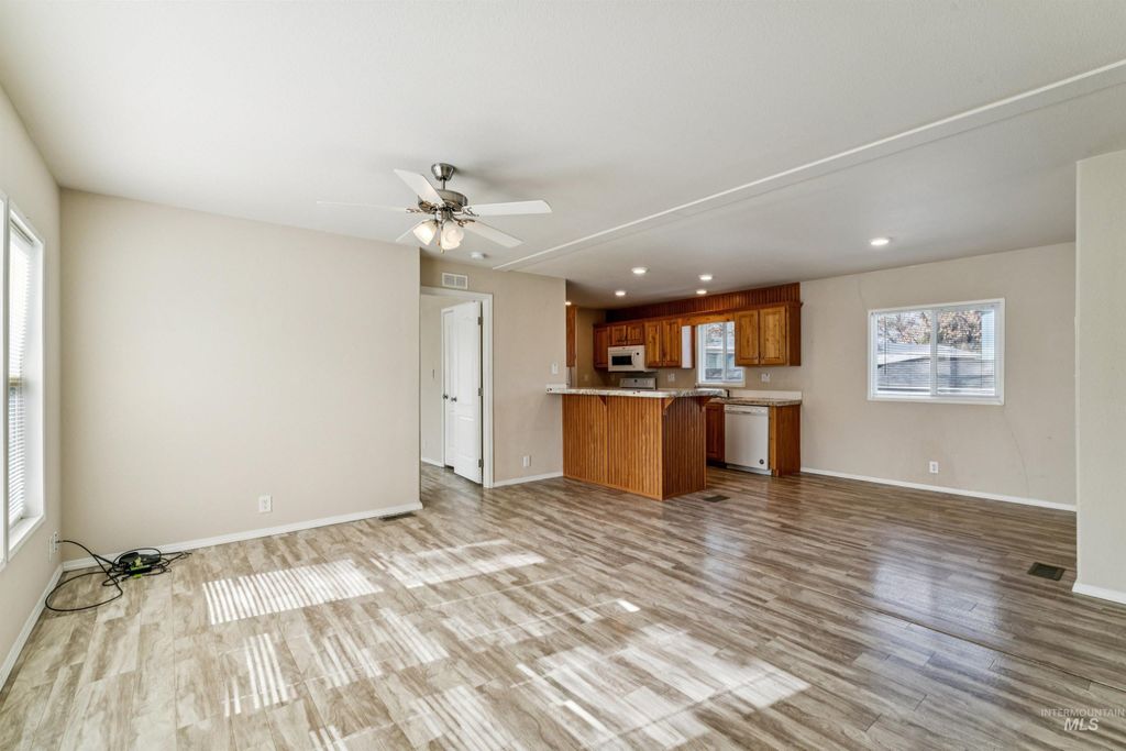 1386 N Arrow Ln, Boise, ID 83704 photo 10