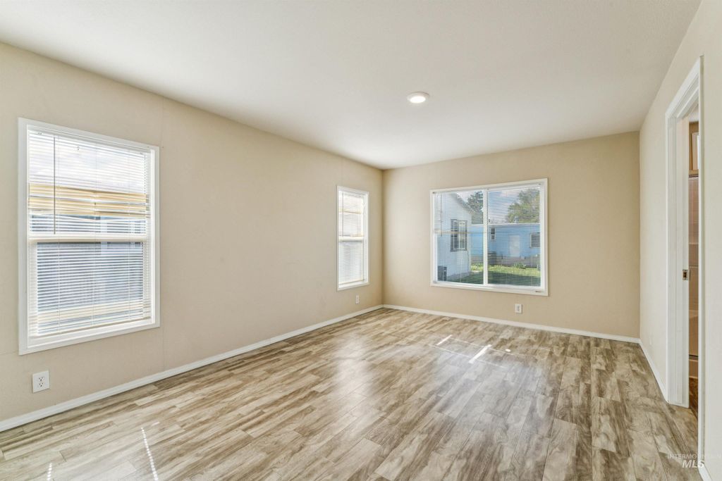 1386 N Arrow Ln, Boise, ID 83704 photo 20