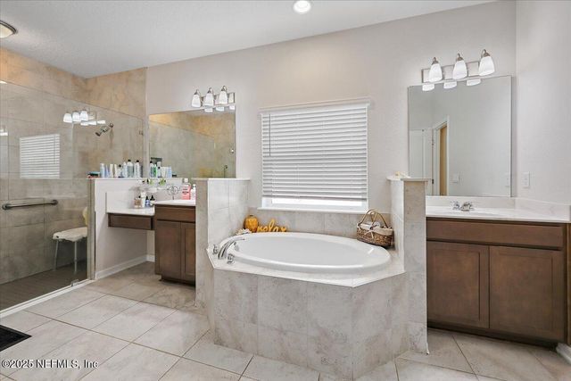 281 MARQUESA Circle, St. Johns, FL 32259