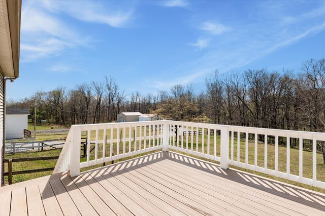 2789 Highway 12, N, Chapmansboro, TN 37035