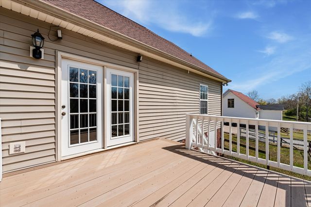 2789 Highway 12, N, Chapmansboro, TN 37035