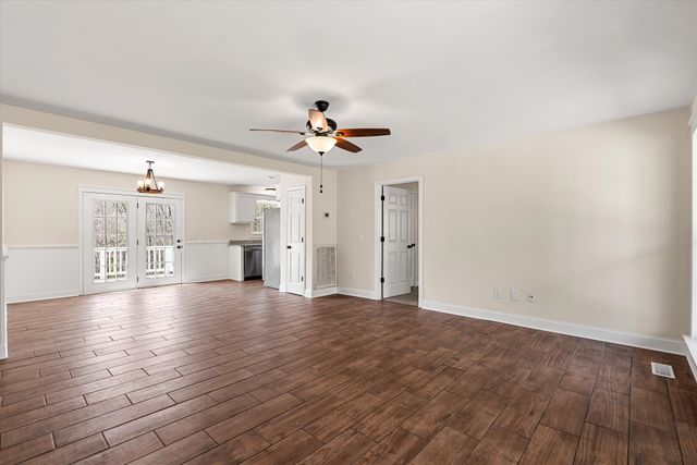 2789 Highway 12, N, Chapmansboro, TN 37035