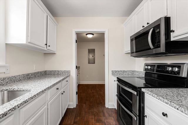 2789 Highway 12, N, Chapmansboro, TN 37035