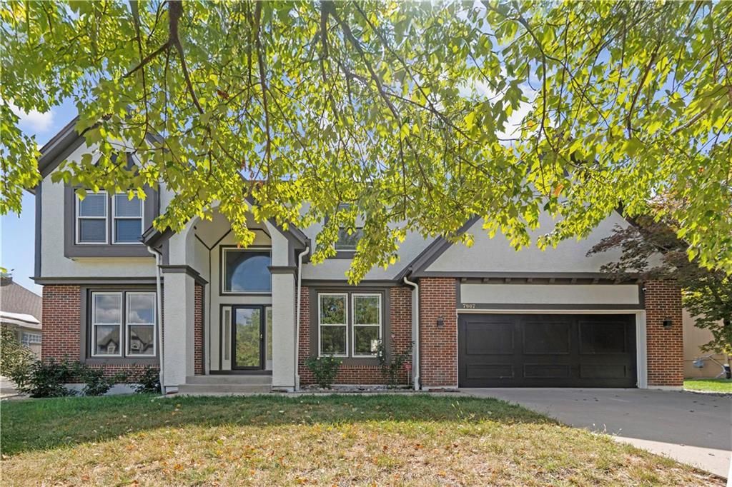 7907 W 154th Street, Overland Park, KS 66223