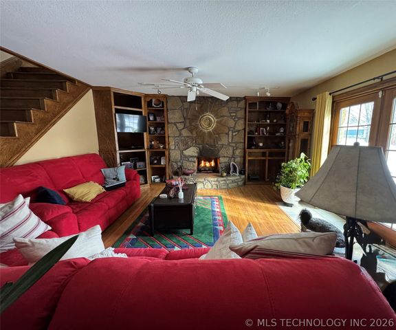 420406 E 1171, Eufaula, OK 74432