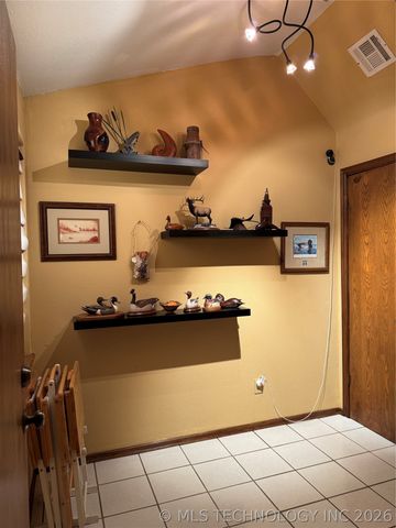 420406 E 1171, Eufaula, OK 74432