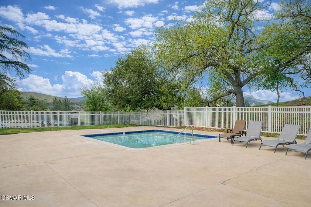 Image 22 of property listing at 28810 Conejo View Drive, Agoura Hills, CA 91301