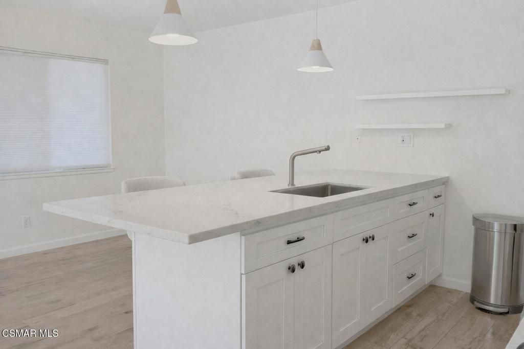 Image 6 of property listing at 28810 Conejo View Drive, Agoura Hills, CA 91301