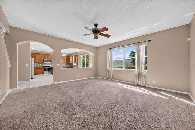 223 LARGOVISTA DR., Oakland, FL 34787
