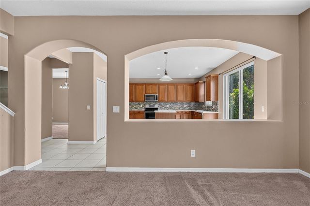 223 LARGOVISTA DR., Oakland, FL 34787