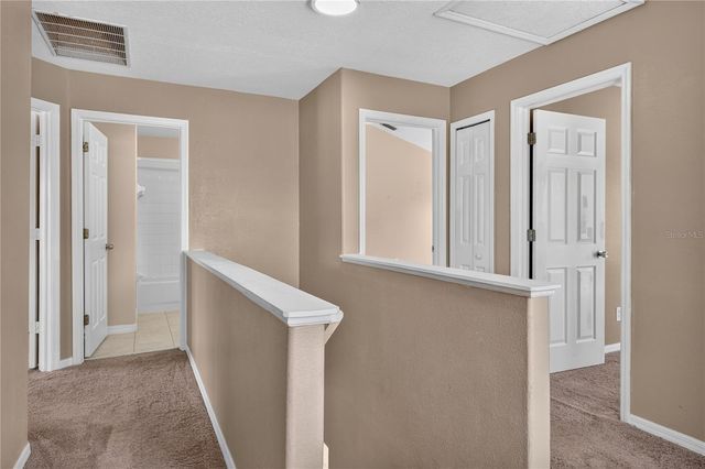 223 LARGOVISTA DR., Oakland, FL 34787