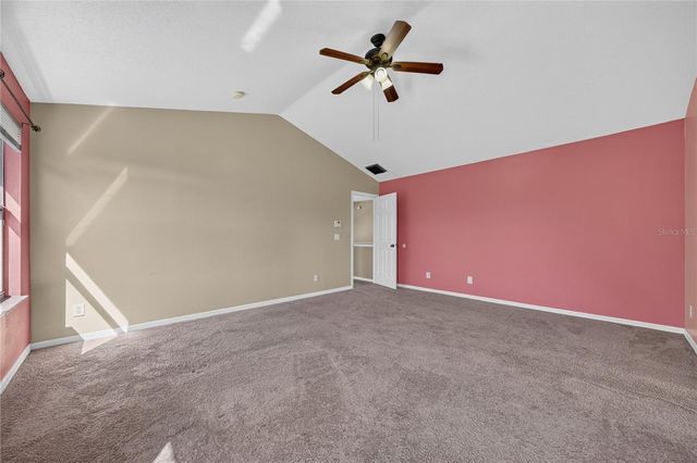 223 LARGOVISTA DR., Oakland, FL 34787