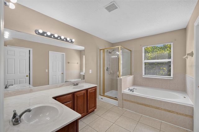 223 LARGOVISTA DR., Oakland, FL 34787
