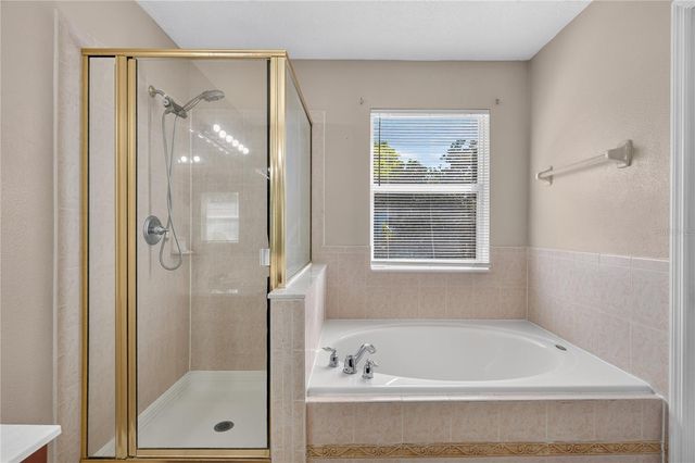223 LARGOVISTA DR., Oakland, FL 34787