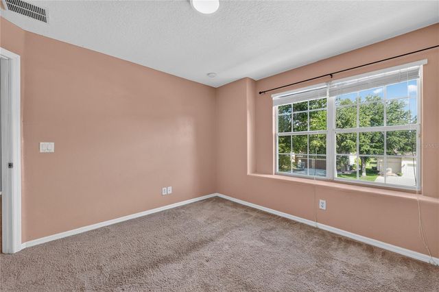223 LARGOVISTA DR., Oakland, FL 34787