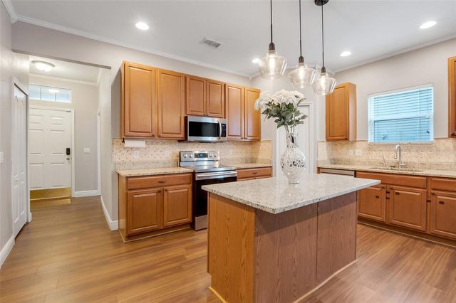 1125 DEMOCRACY DRIVE, Haines City, FL 33844