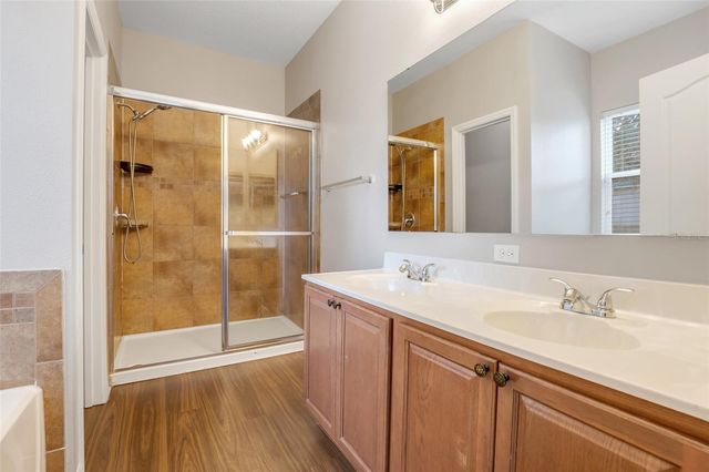 1125 DEMOCRACY DRIVE, Haines City, FL 33844