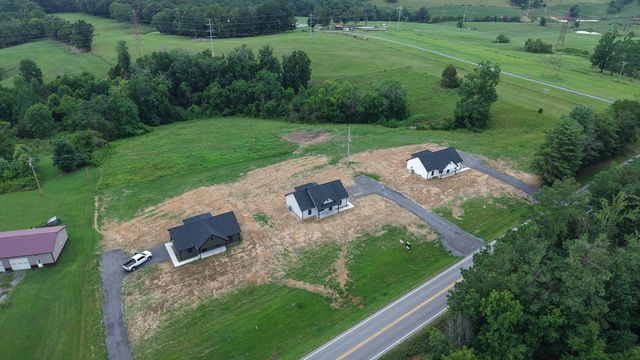 4677 Scottsville Rd, Lafayette, TN 37083