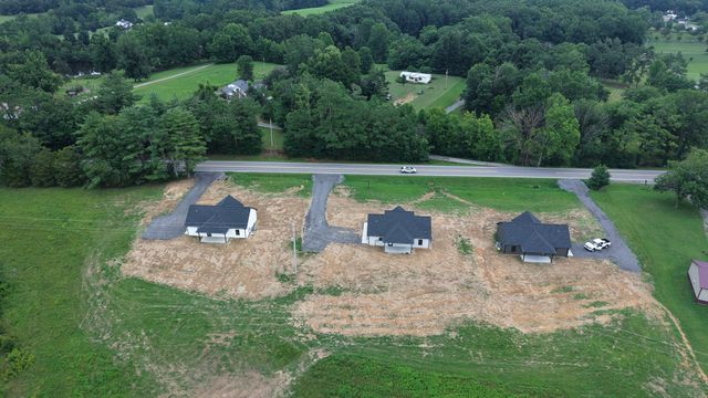 4677 Scottsville Rd, Lafayette, TN 37083