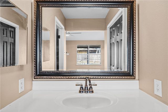 11134 Timbergrove Lane, Corpus Christi, TX 78410