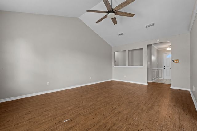 3904 Country Meadows Road, Granbury, TX 76049