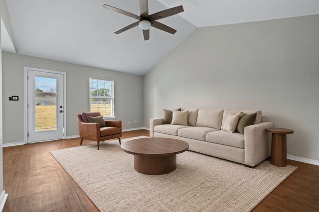 3904 Country Meadows Road, Granbury, TX 76049