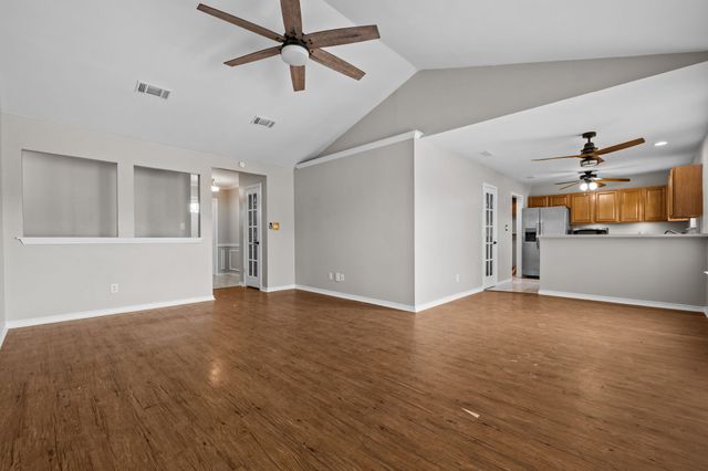 3904 Country Meadows Road, Granbury, TX 76049
