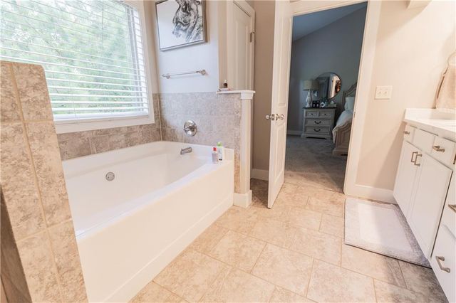 1567 Maplecliff Way, Sugar Hill, GA 30518