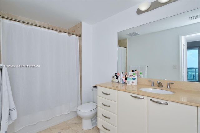 2101 Brickell Ave 3507, Miami, FL 33129